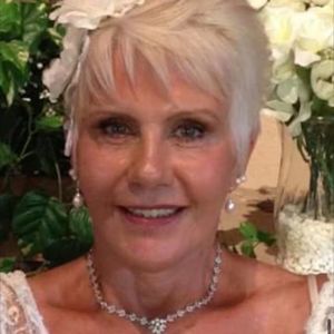 Meet your Posher, Regina